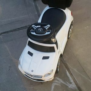 Mercedes toddler push Bluetooth riding car